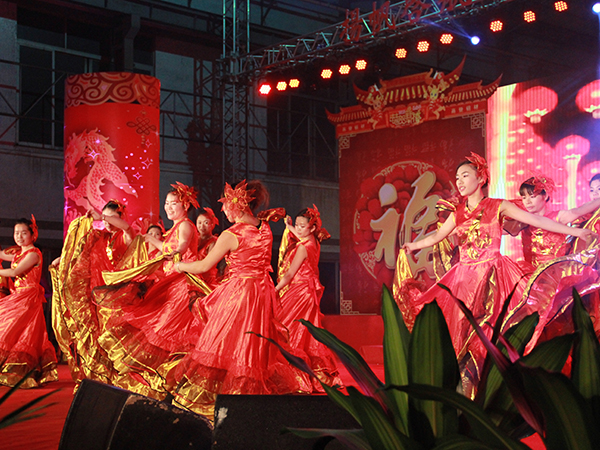Spring Festival Gala - Singing and Dancing
